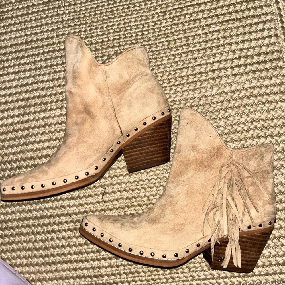 Sam Edelman Beige Suede Ankle Booties